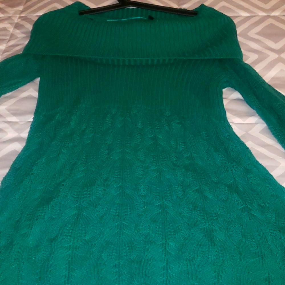 Style & Company Green Sweater S